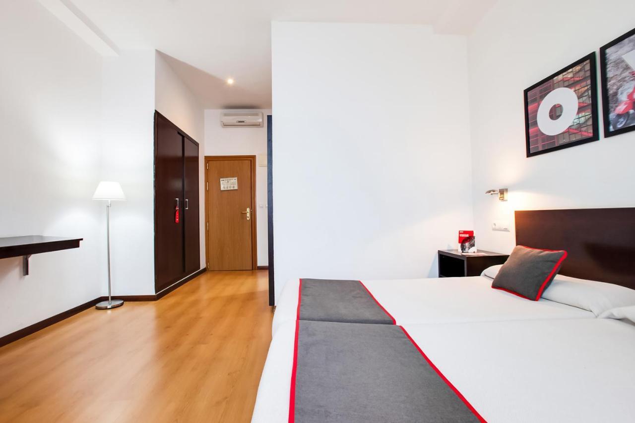 Oyo Hotel Parque Empresarial Avilés Dış mekan fotoğraf