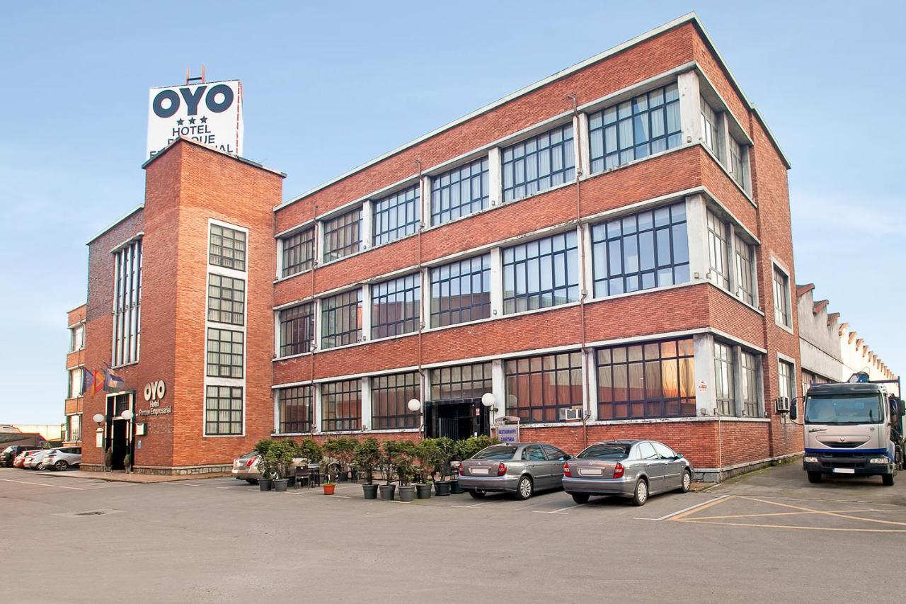 Oyo Hotel Parque Empresarial Avilés Dış mekan fotoğraf