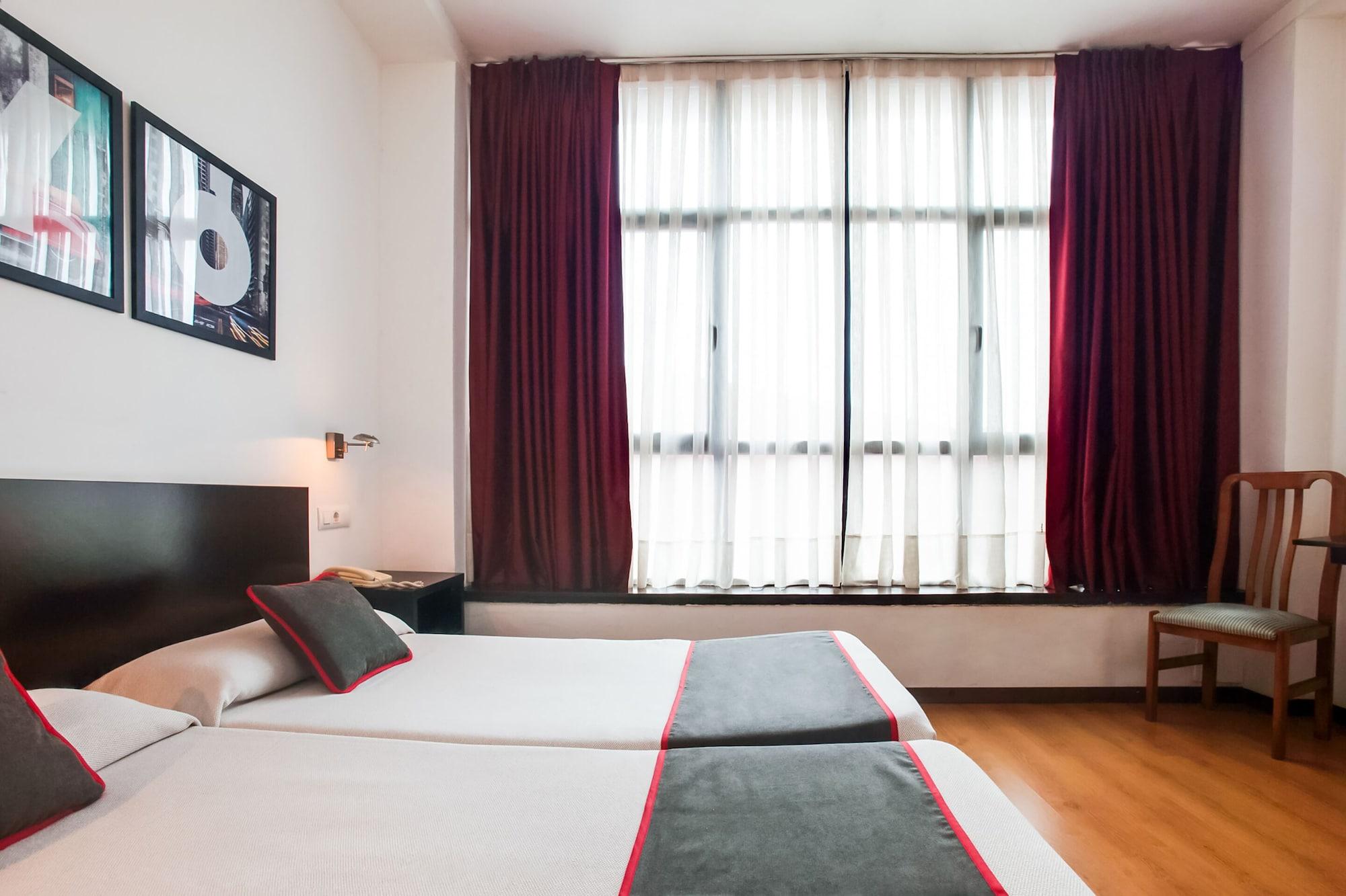 Oyo Hotel Parque Empresarial Avilés Dış mekan fotoğraf