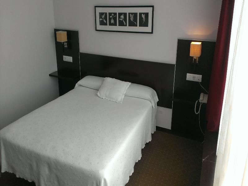 Oyo Hotel Parque Empresarial Avilés Dış mekan fotoğraf
