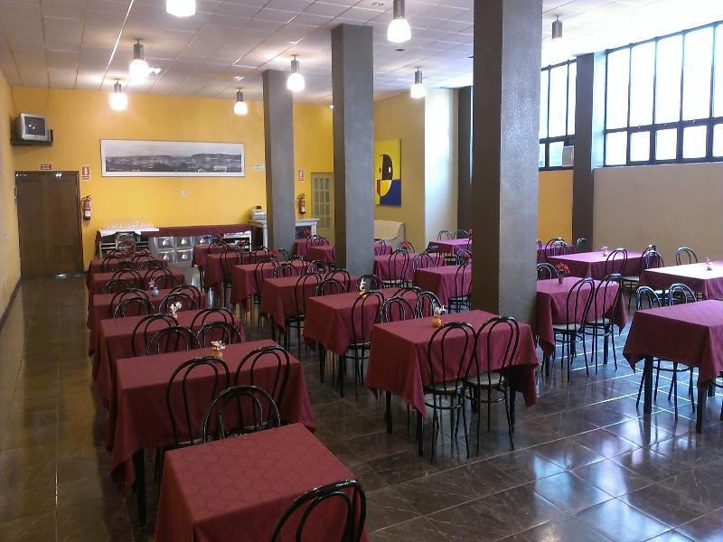 Oyo Hotel Parque Empresarial Avilés Dış mekan fotoğraf